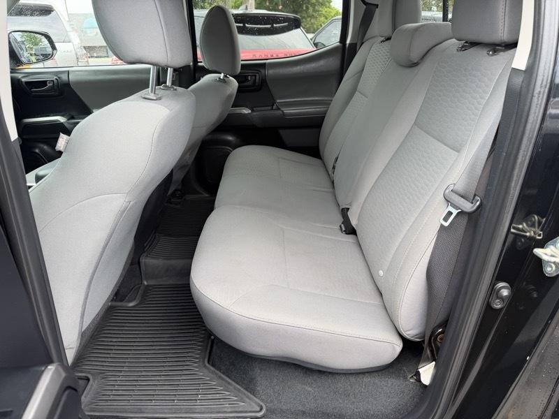 Toyota Tacoma 4WD Double Cab V6 AT (Natl) 2018
