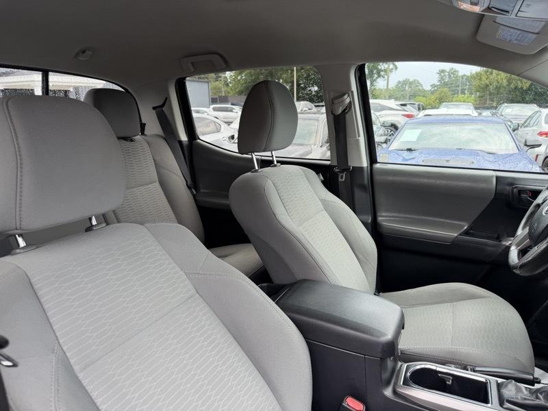 Toyota Tacoma 4WD Double Cab V6 AT (Natl) 2018