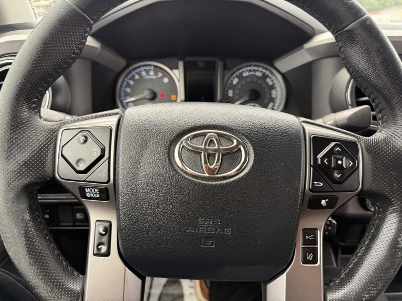 Toyota Tacoma 4WD Double Cab V6 AT (Natl) 2018