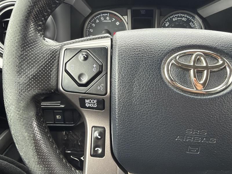 Toyota Tacoma 4WD Double Cab V6 AT (Natl) 2018