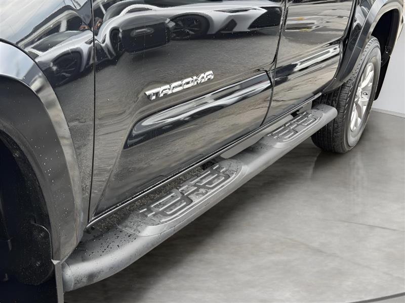 Toyota Tacoma 4WD Double Cab V6 AT (Natl) 2018