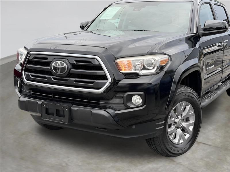 Toyota Tacoma 4WD Double Cab V6 AT (Natl) 2018