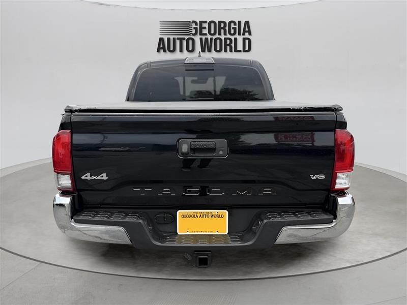 Toyota Tacoma 4WD Double Cab V6 AT (Natl) 2018