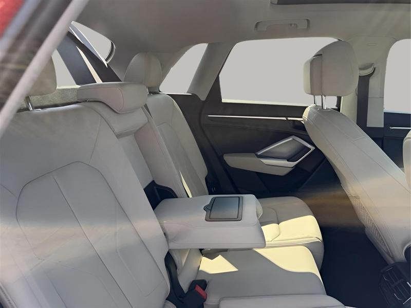 Audi Q3 S line Premium Plus quattro 2020
