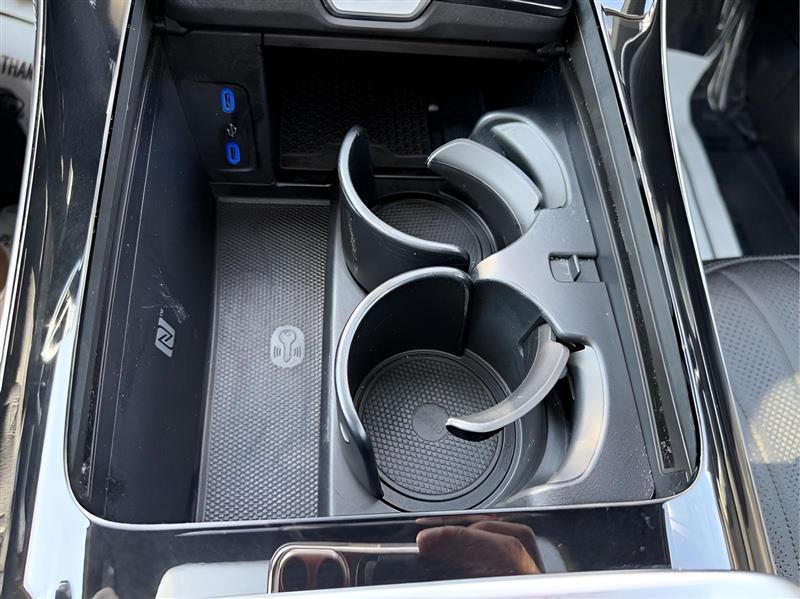 Mercedes-Benz EQS 450+ 2023