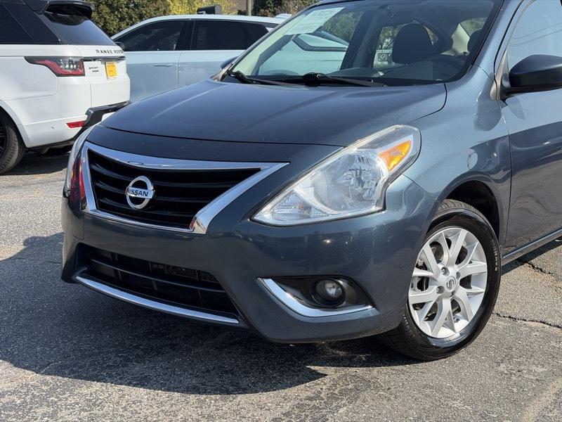 Nissan Versa SV 4D Sedan 2016