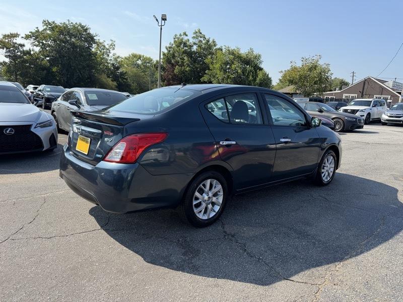 Nissan Versa SV 4D Sedan 2016