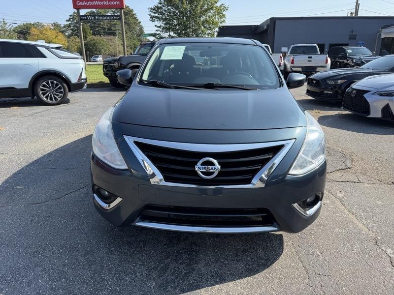 Nissan Versa SV 4D Sedan 2016