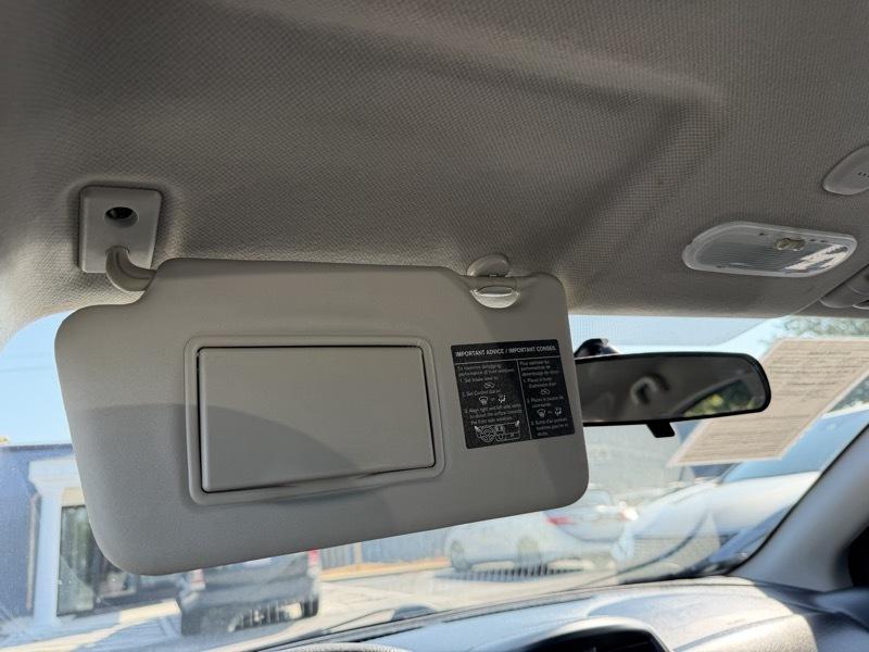 Nissan Versa SV 4D Sedan 2016