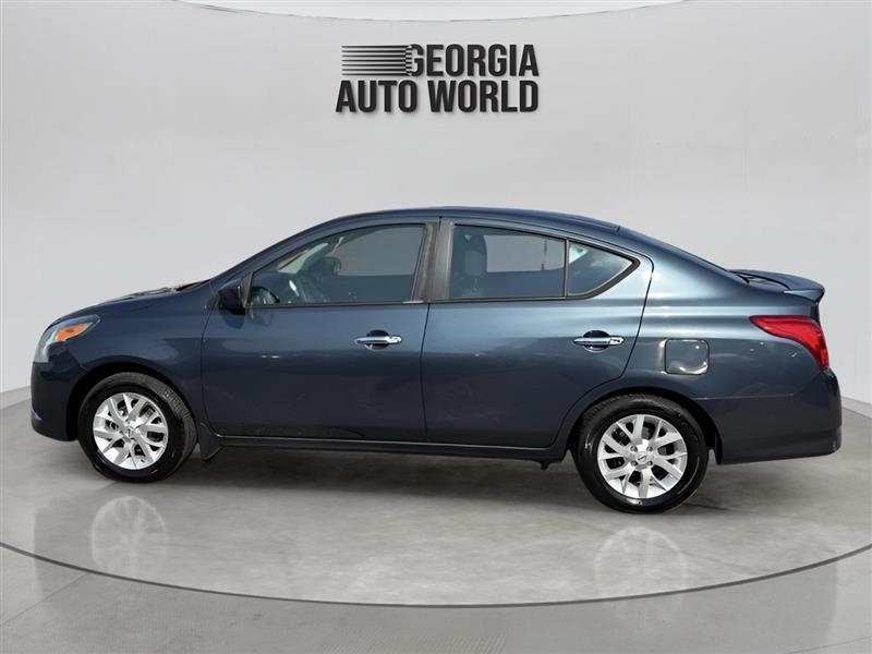 Nissan Versa SV 4D Sedan 2016