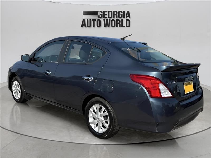 Nissan Versa SV 4D Sedan 2016