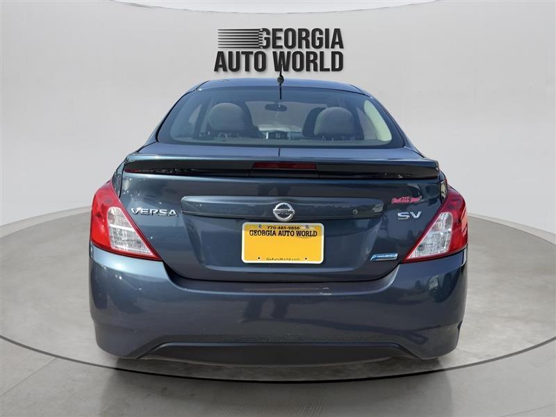 Nissan Versa SV 4D Sedan 2016