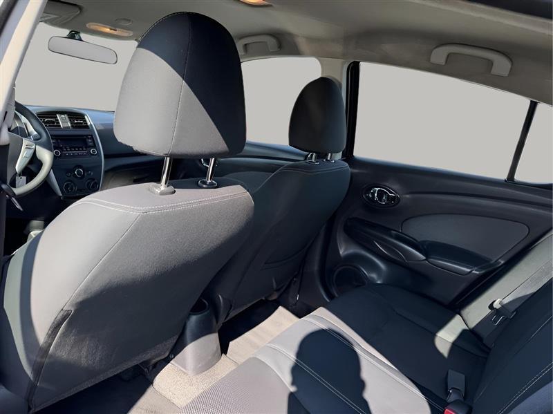 Nissan Versa SV 4D Sedan 2016