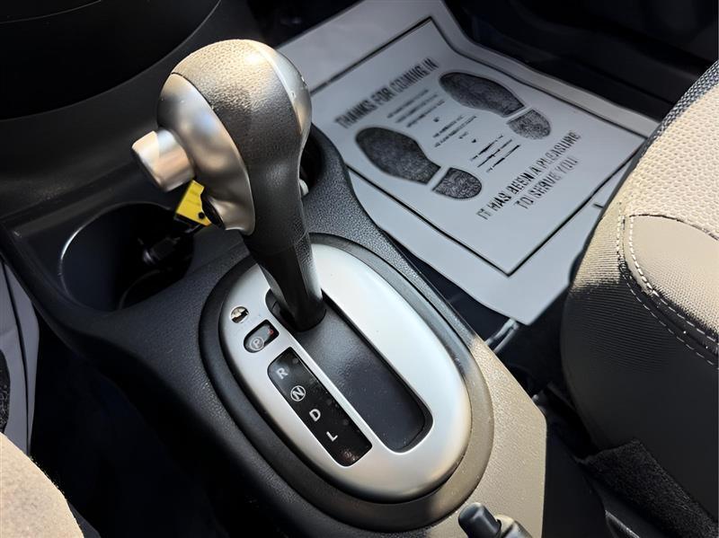 Nissan Versa SV 4D Sedan 2016