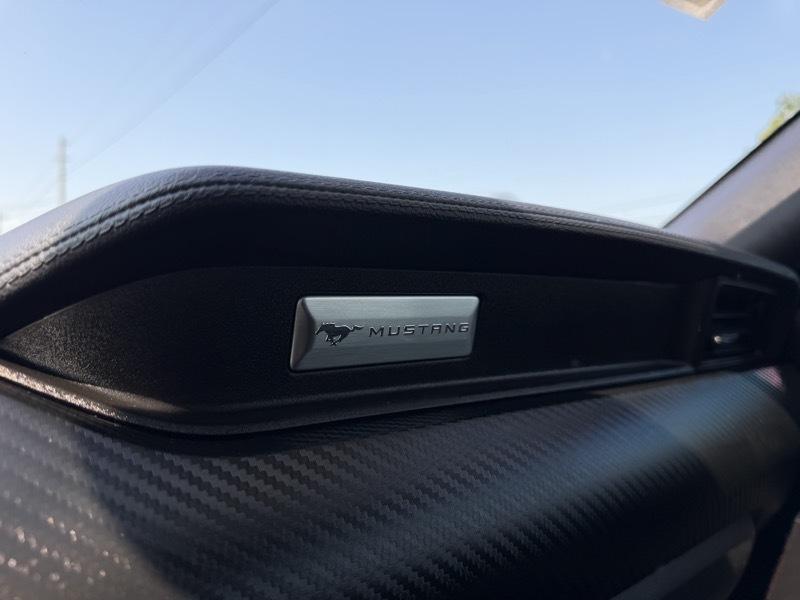 Ford Mustang EcoBoost Coupe 2021