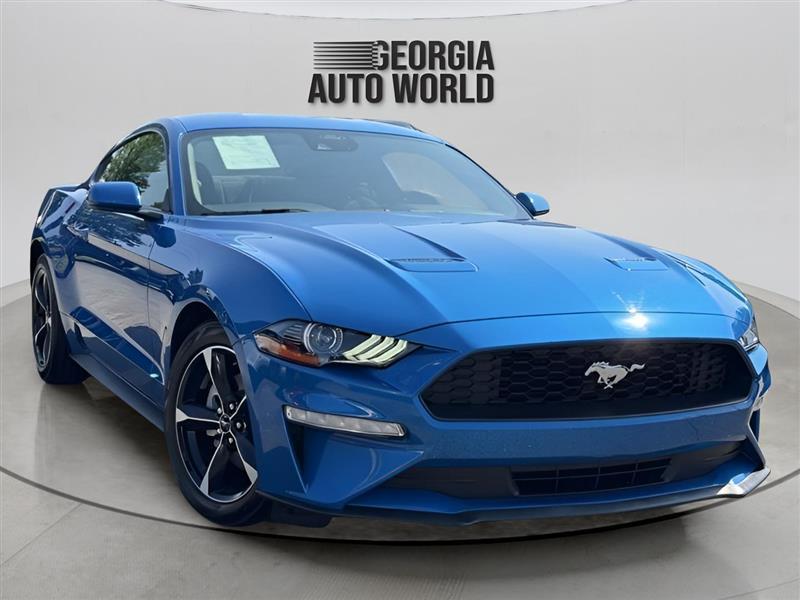 Ford Mustang EcoBoost Coupe 2021