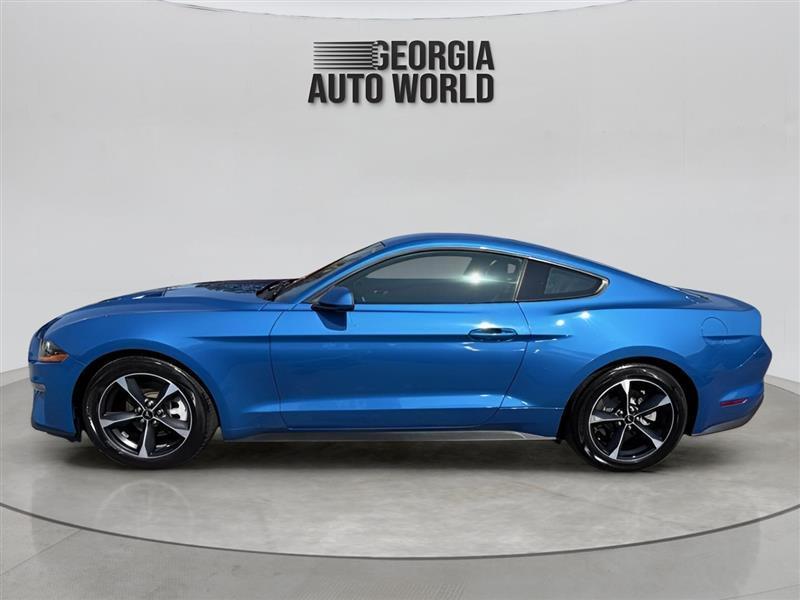 Ford Mustang EcoBoost Coupe 2021