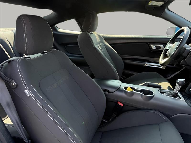 Ford Mustang EcoBoost Coupe 2021