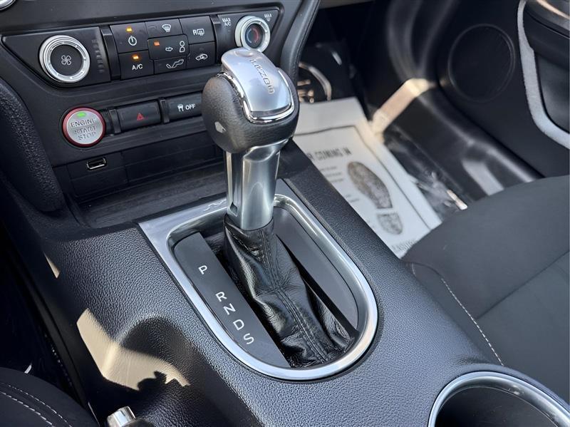 Ford Mustang EcoBoost Coupe 2021