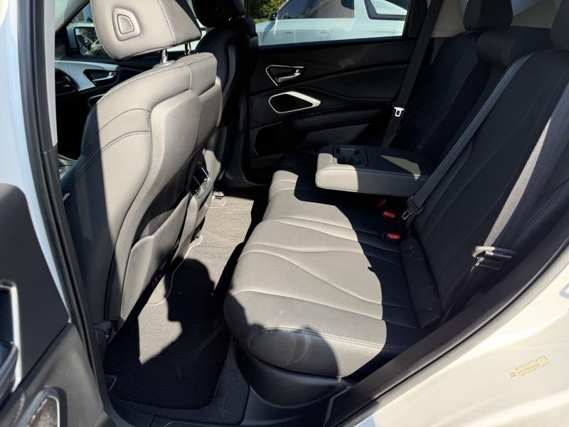 Acura RDX Base 4D SUV FWD 2021