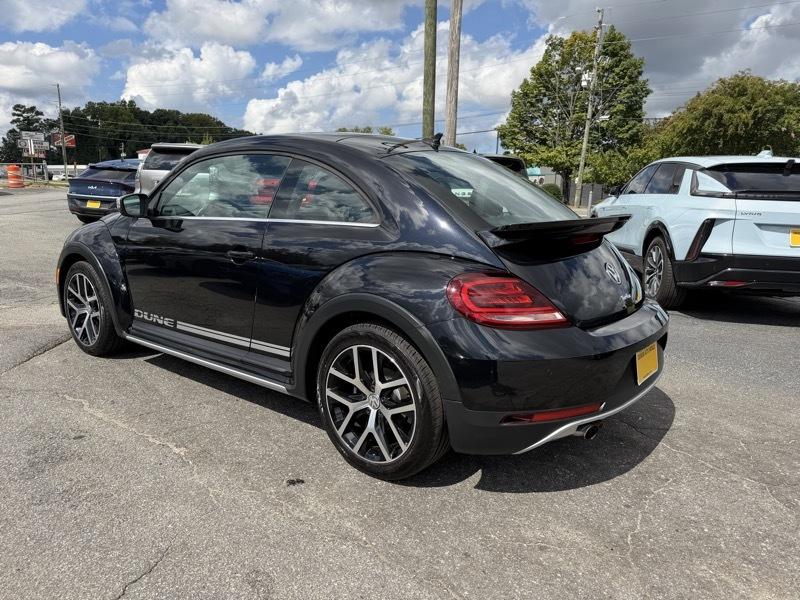 Volkswagen Beetle 2.0T Dune 2018