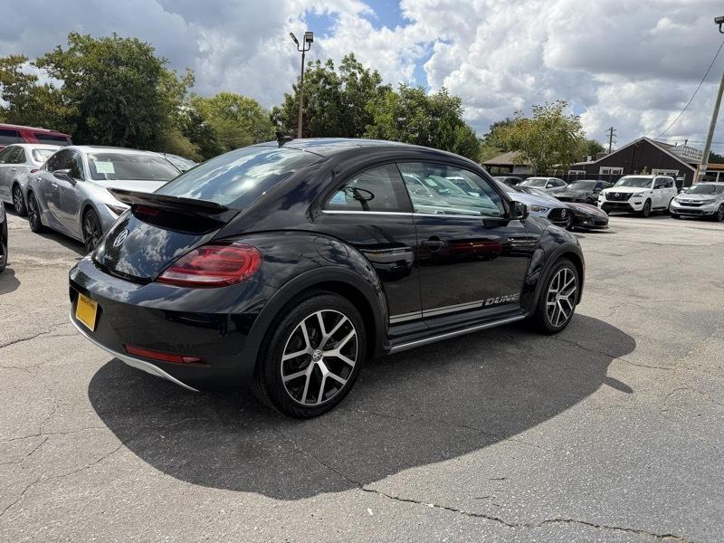 Volkswagen Beetle 2.0T Dune 2018