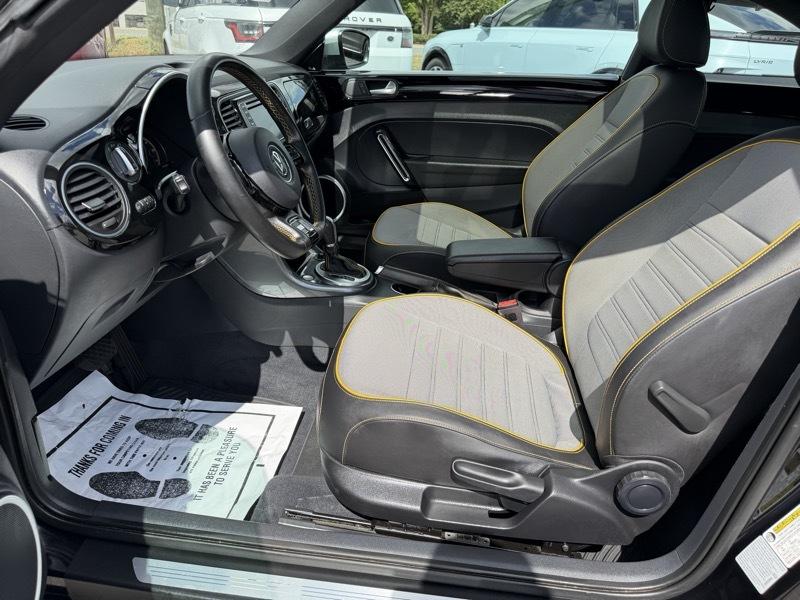 Volkswagen Beetle 2.0T Dune 2018