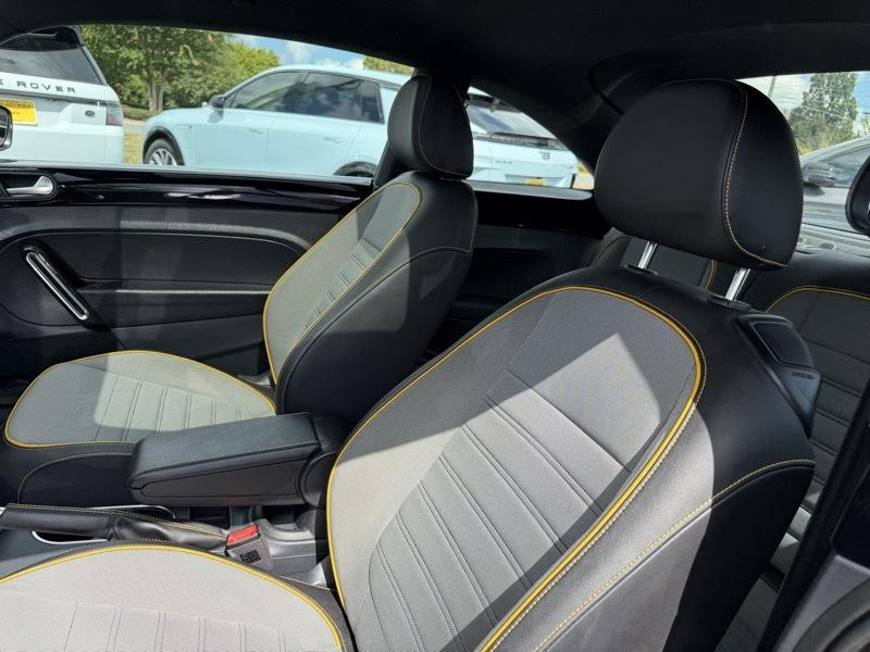 Volkswagen Beetle 2.0T Dune 2018