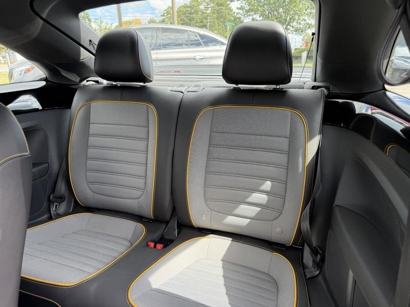 Volkswagen Beetle 2.0T Dune 2018