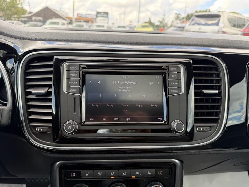 Volkswagen Beetle 2.0T Dune 2018