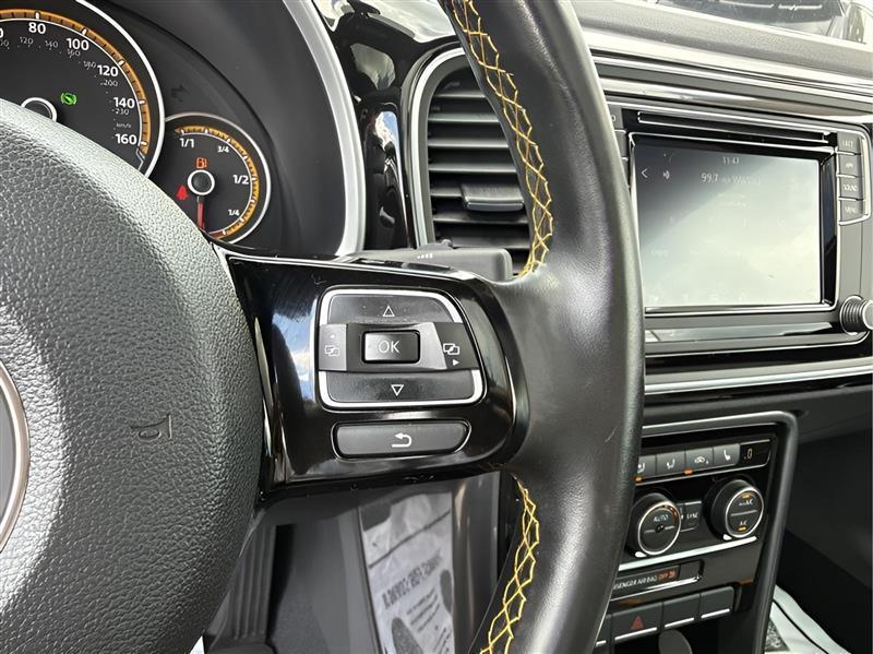 Volkswagen Beetle 2.0T Dune 2018