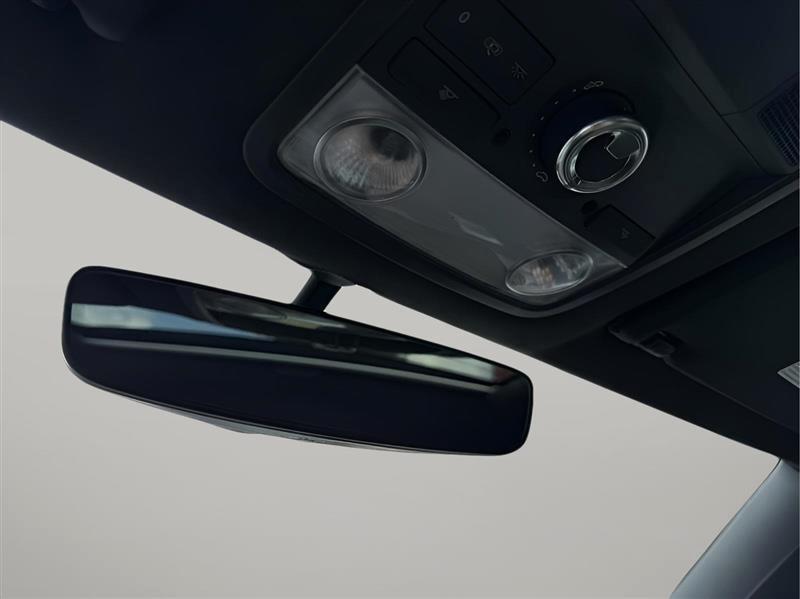 Volkswagen Beetle 2.0T Dune 2018
