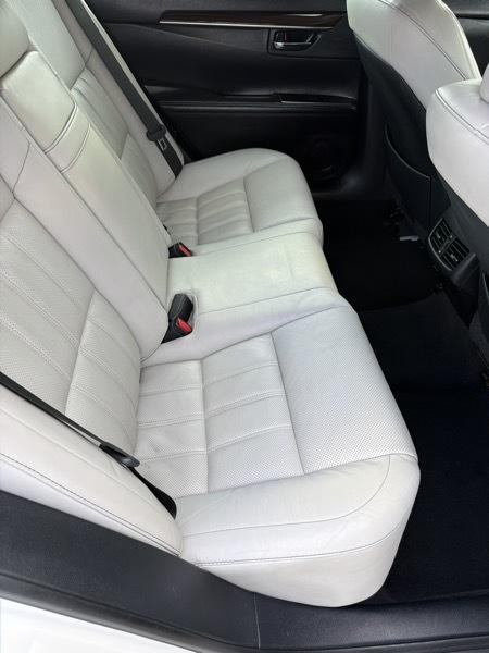 Lexus ES 300h Sedan 2017