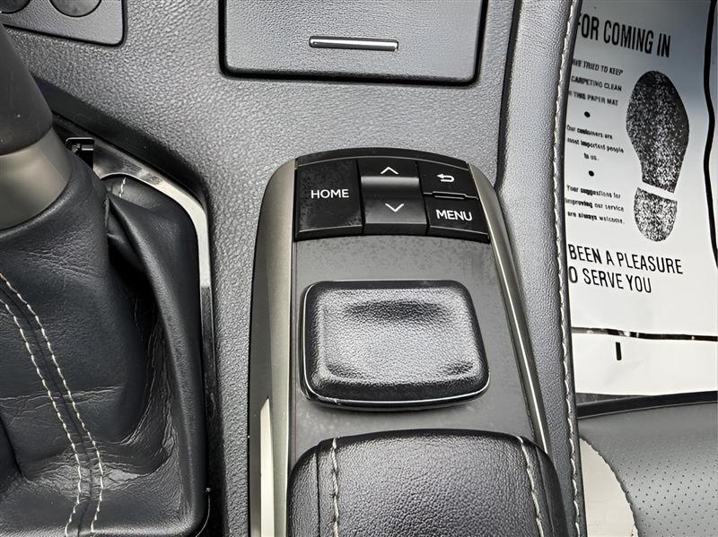Lexus ES 300h Sedan 2017