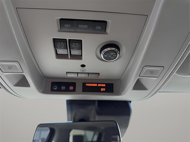 Cadillac Escalade ESV 2WD Luxury 2019