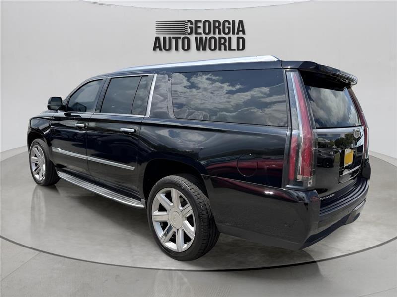 Cadillac Escalade ESV 2WD Luxury 2019