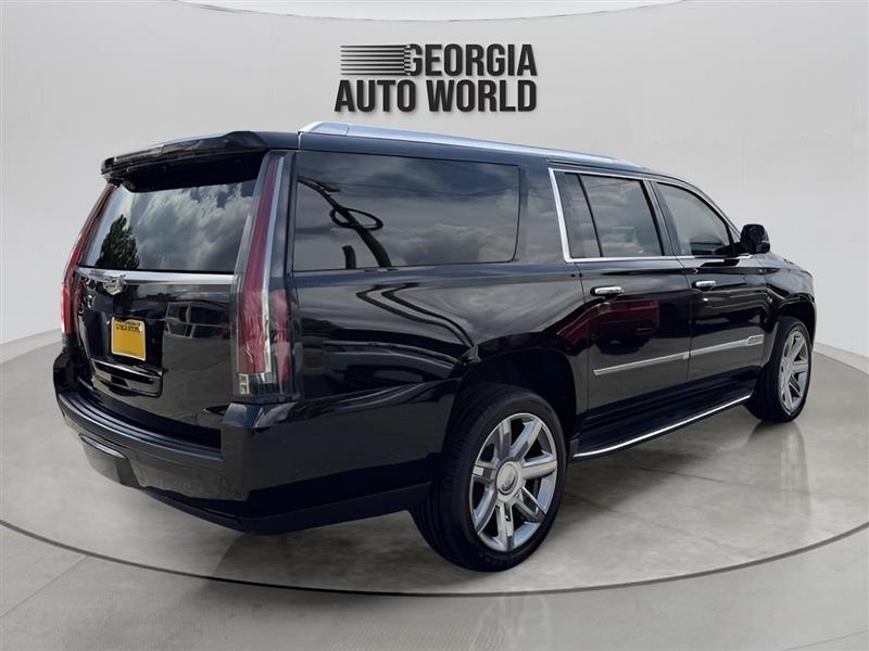 Cadillac Escalade ESV 2WD Luxury 2019