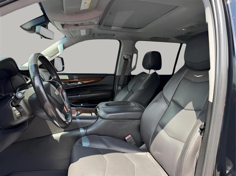 Cadillac Escalade ESV 2WD Luxury 2019