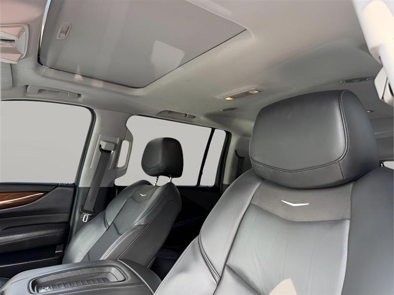 Cadillac Escalade ESV 2WD Luxury 2019