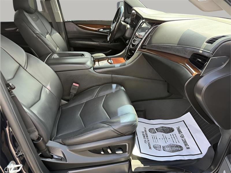 Cadillac Escalade ESV 2WD Luxury 2019