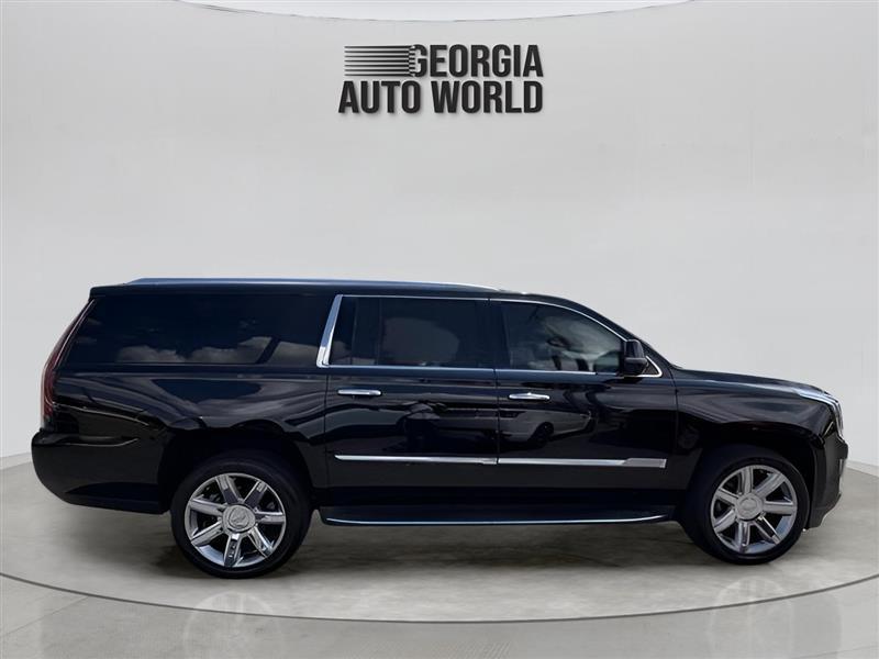 Cadillac Escalade ESV 2WD Luxury 2019