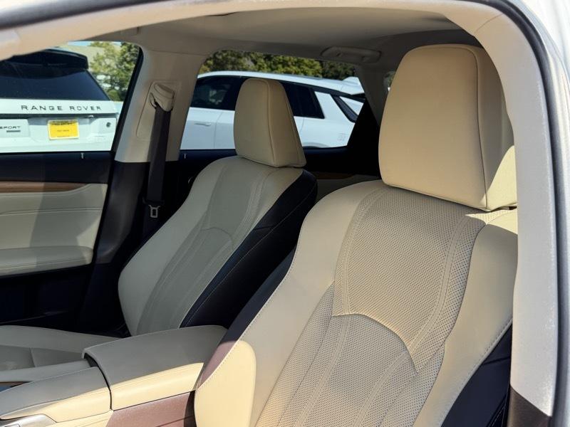 Lexus RX 350L FWD 2019