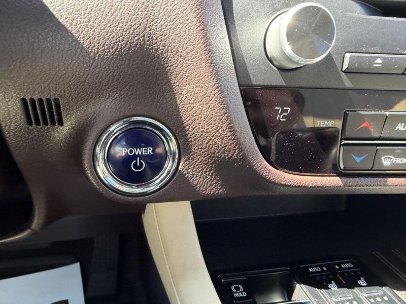 Lexus RX 450hL Base 2019