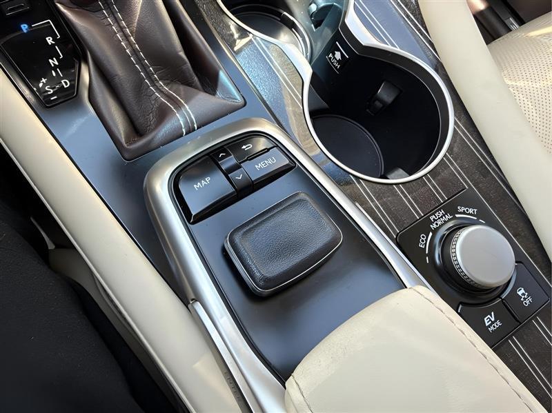 Lexus RX 450hL Luxury 4D SUV AWD 2019