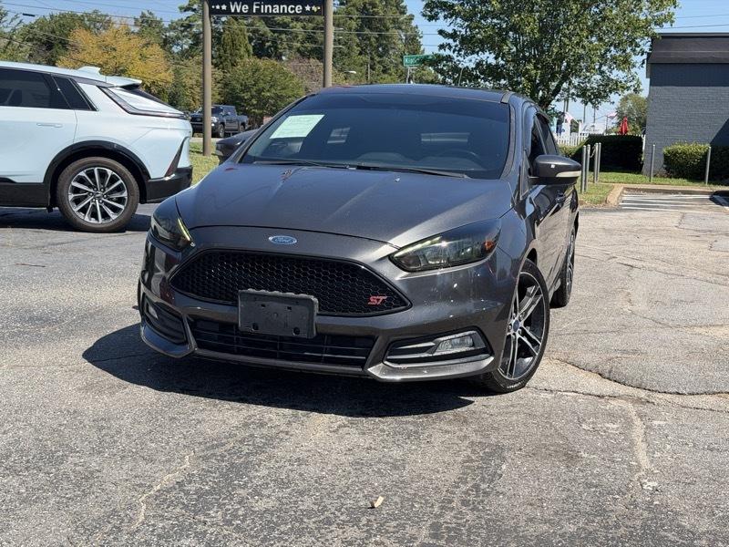Ford Focus ST Hatch 2016