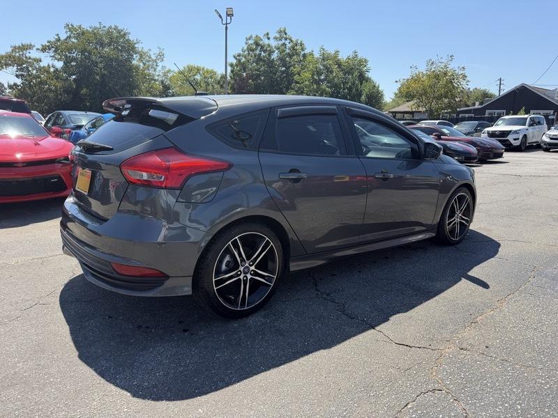 Ford Focus ST Hatch 2016