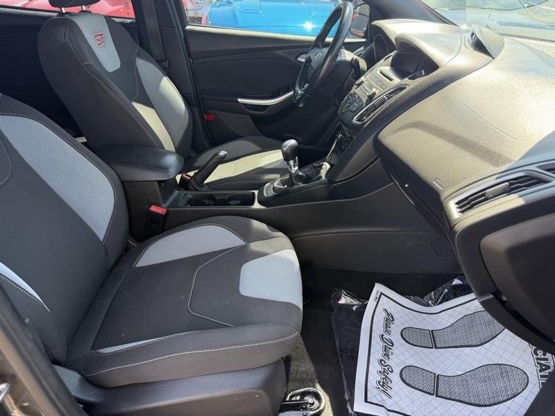Ford Focus ST Hatch 2016