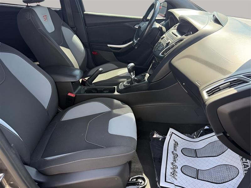 Ford Focus ST Hatch 2016