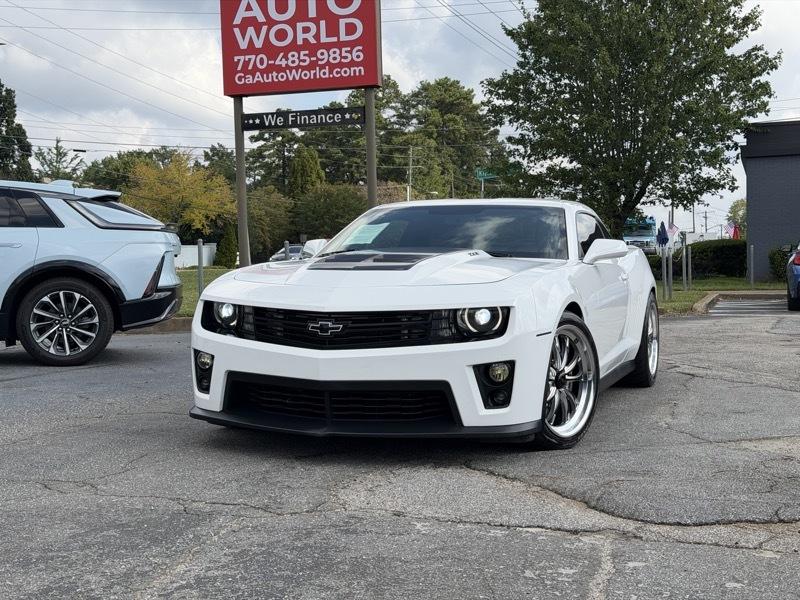 Chevrolet Camaro Coupe ZL1 2013