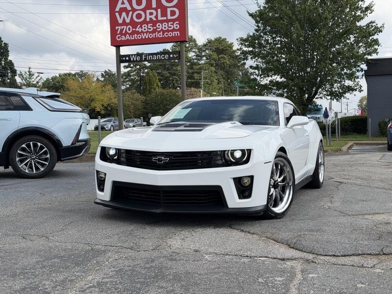 Chevrolet Camaro Coupe ZL1 2013